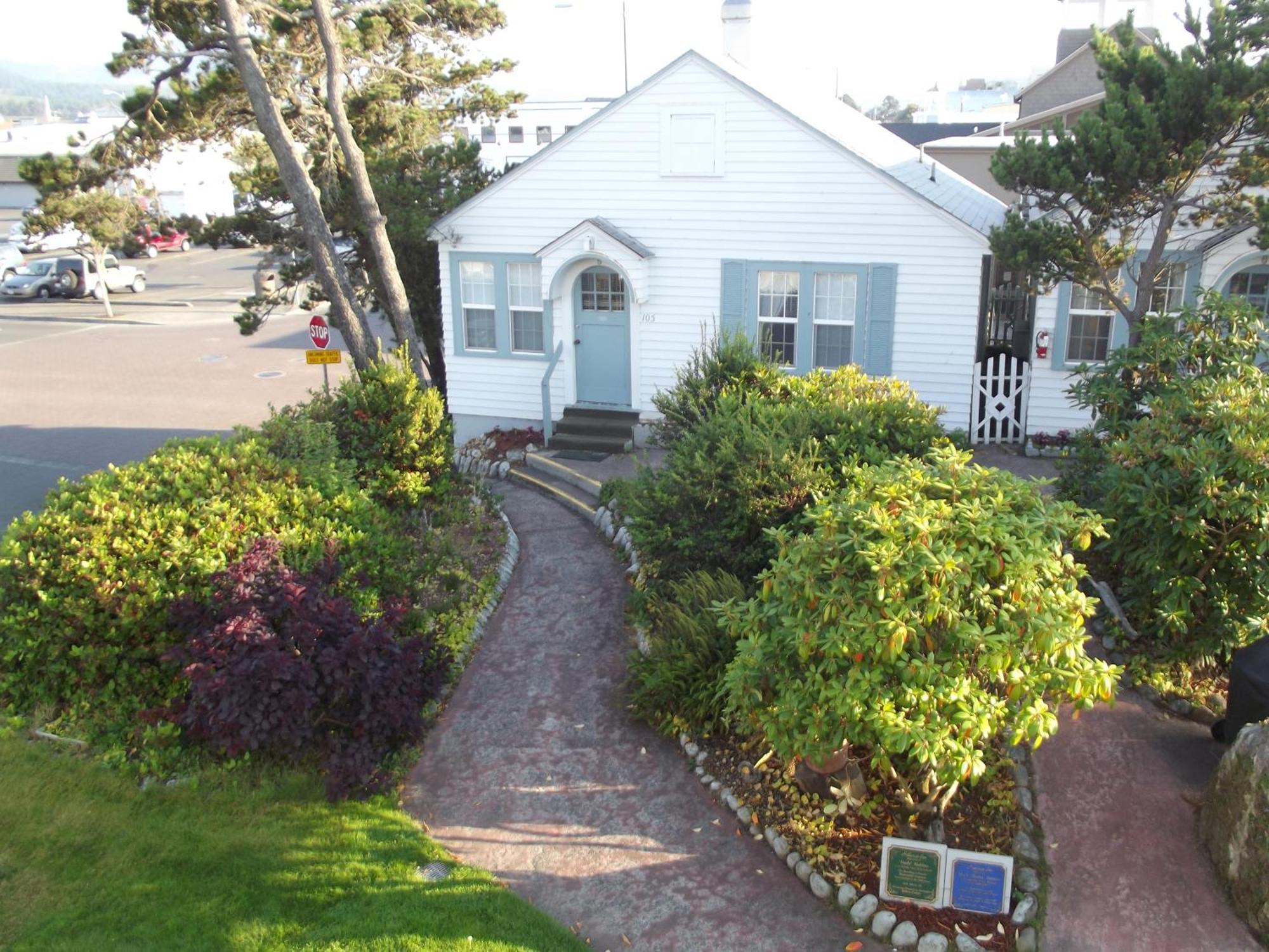 Hillcrest Inn Seaside Exteriör bild